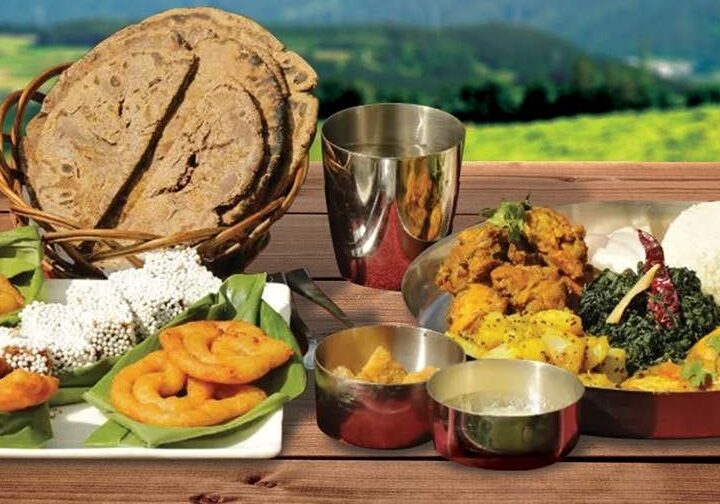 Find out what are the most famous Cuisines from the Land of – Uttarakhand